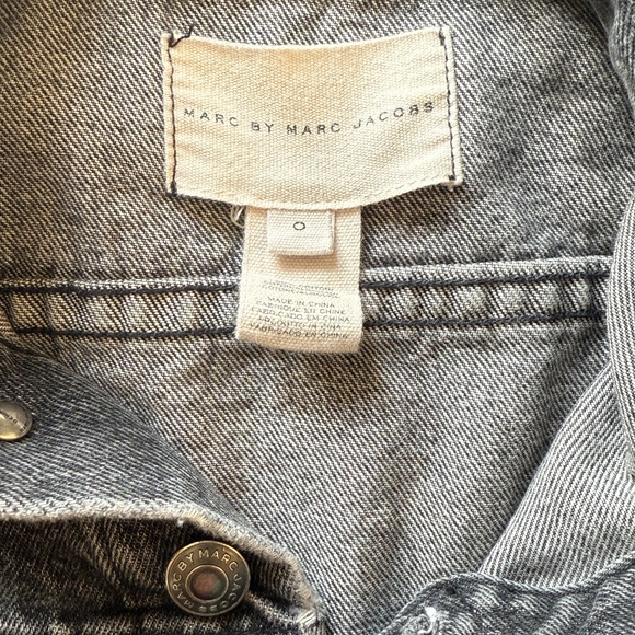 Marc Jacob’s crop denim jacket - Picture 4 of 7